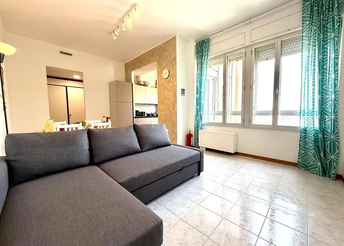 Apartment Torre Cantore 69 - Ovest - Porto - Genovabb It